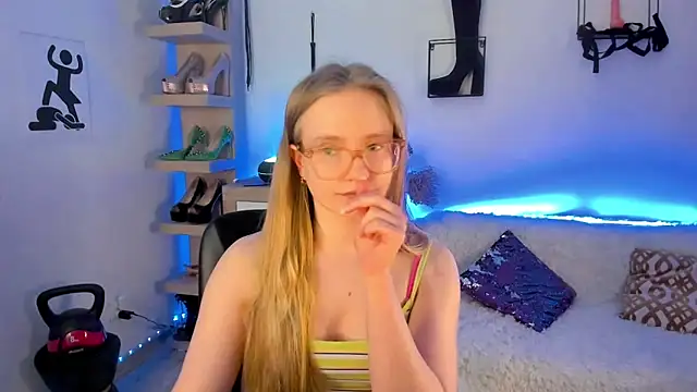 NancyHottie live XXX chat