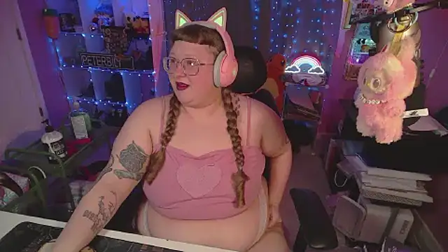 แชท XXX สดของ FatVeronica