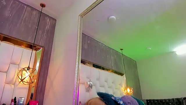 Foxxy_DollのライブXXXチャット