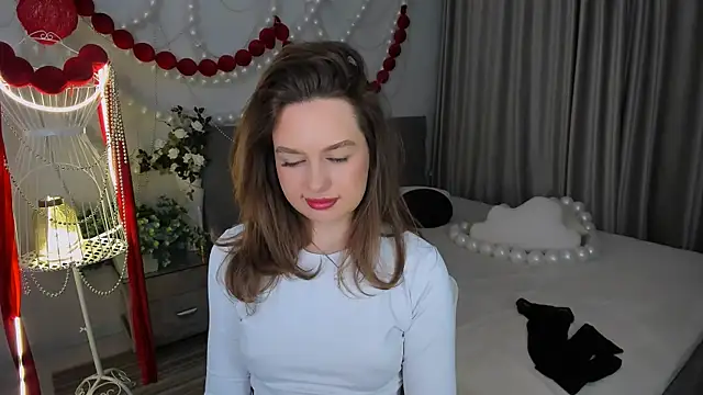 MiracleCurly live XXX chat