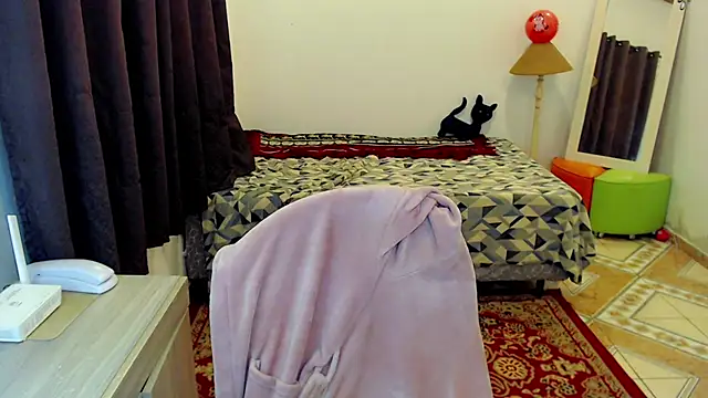 Sophie_Fantasys Adlı Modelin Web Kamerası Şovu