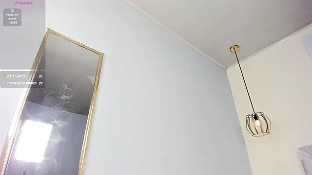 escarleth__'s Live XXX Chat