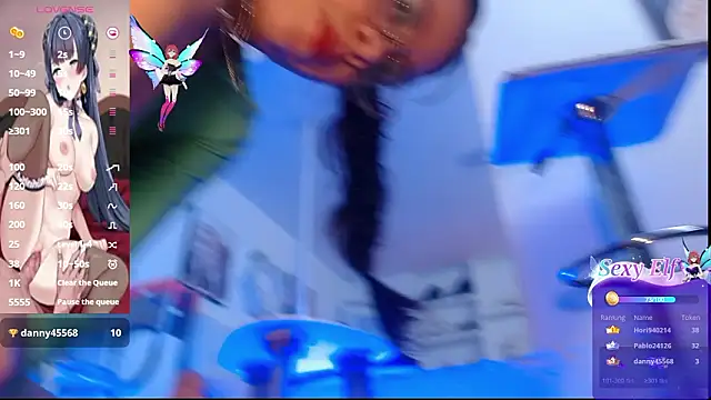 alanis_brown's Live XXX Chat