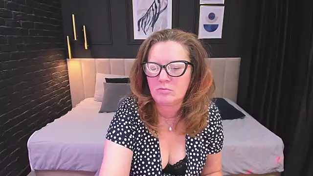 LeaPure Obrolan Langsung XXX