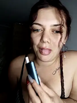 LadyNora élő XXX-chatje