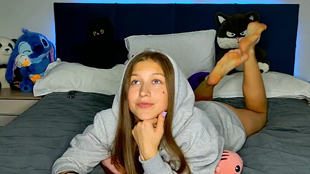 MissEmilyMiller Adlı Modelin Canlı XXX Sohbeti