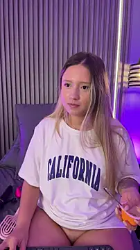 โชว์เว็บแคมของ MiaPetit_