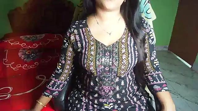 Chat +18 de BengaliQueenStar ao vivo