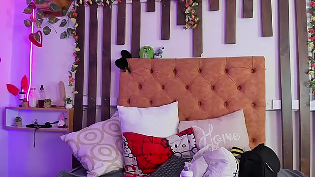 MeowMota_'s Live XXX Chat