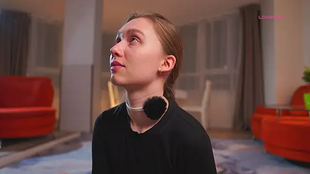 SharaNewbern Chat XXX in diretta