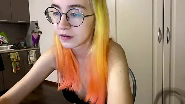 EmilyHein: απευθείας συνομιλία ΧΧΧ