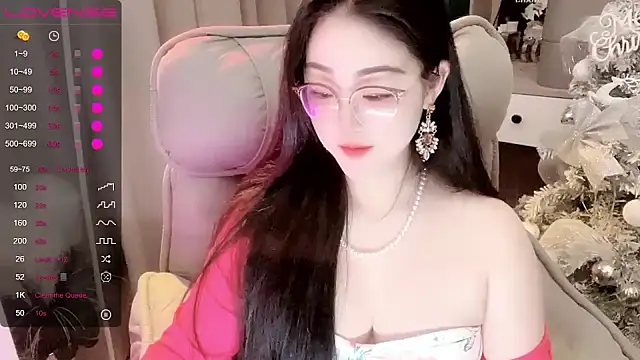 Monica-666888- 即時 XXX 聊天