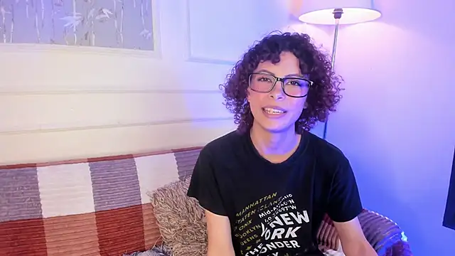 Chat XXX en directo de AliceMadnes