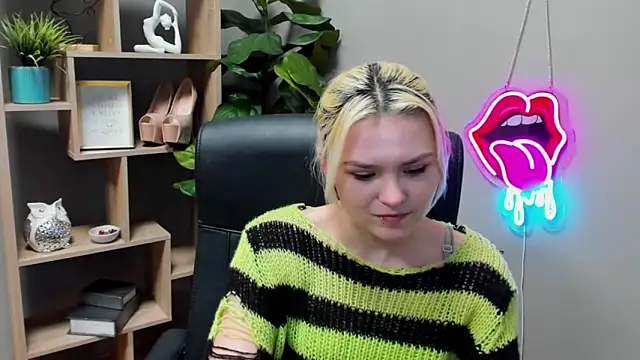 SweetLilyxo Chat XXX in diretta