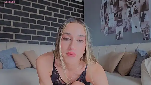 Goddivaa 在線直播表演