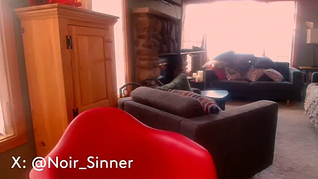 Pokazy przed kamerką – sinnernoir