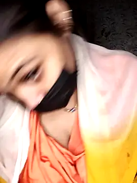 Chat XXX en directo de Horny_Shalu