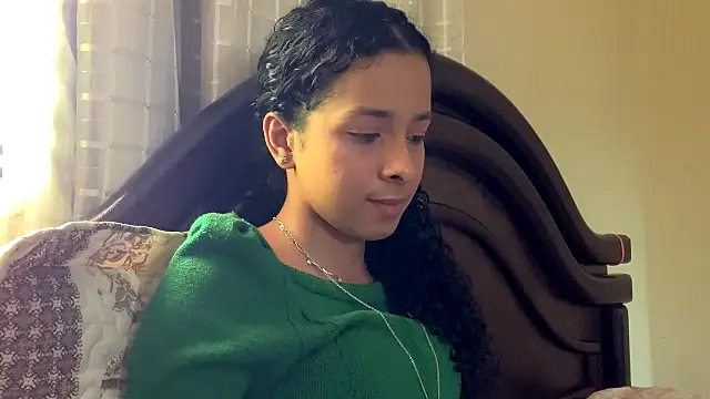 Chat +18 de KayleenStoyanoff ao vivo