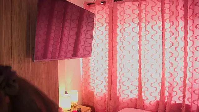 AitanaJhons_ Show in webcam