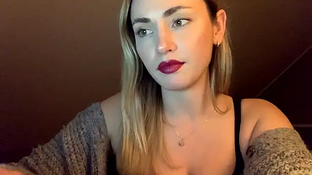 Chat XXX ao vivo de ScarlettSensitive