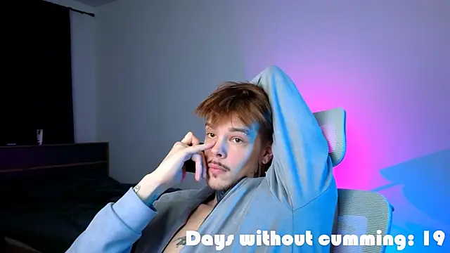 DENIS_HERE Adlı Modelin Canlı XXX Sohbeti