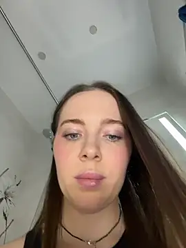 -SweetDi-'s Live XXX Chat