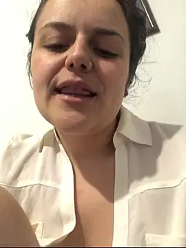 Scarletleon77's Live XXX Chat