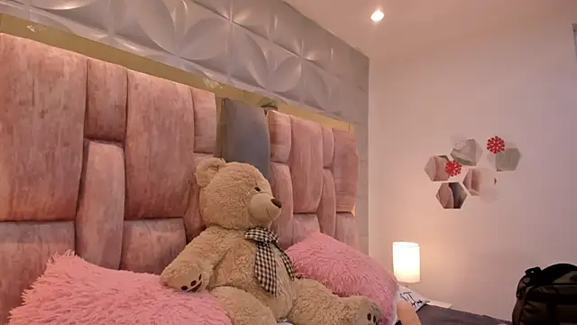 Charlotte_Ice1: απευθείας συνομιλία ΧΧΧ