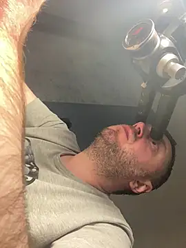 DorianJeday Adlı Modelin Canlı XXX Sohbeti