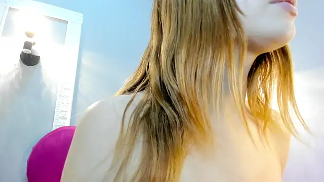 Chat +18 de Bonniie_22 ao vivo