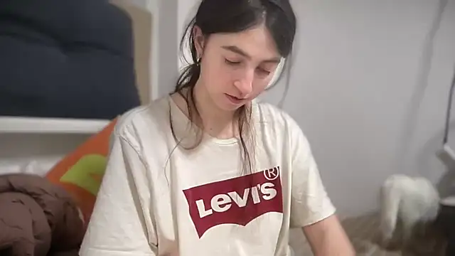 Aphr0ditee – Live XXX-chat