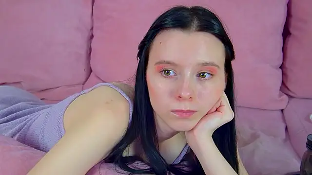 ArinaKubrick's Live XXX Chat