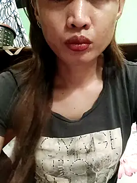 QueenSoreal's Live XXX Chat