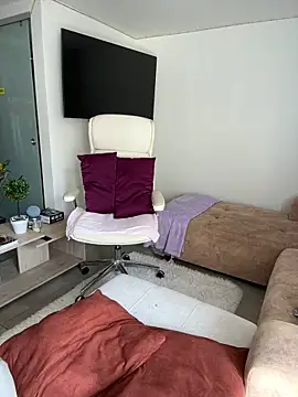 Yaii_'s Live XXX Chat