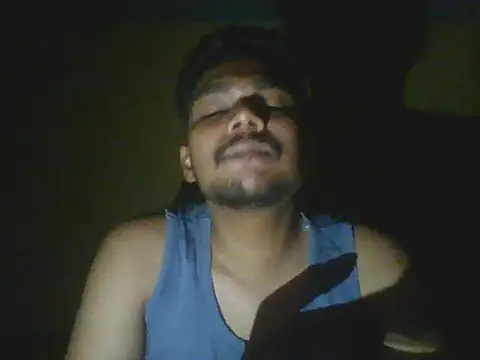 LUSTBOY4321 Adlı Modelin Canlı XXX Sohbeti