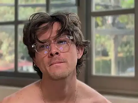 mcklister_kinky_feets 在線直播表演