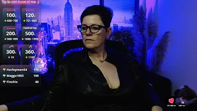 Chatroom XXX en direct de ninarandmann