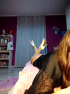 Akemi_rossi Adlı Modelin Canlı XXX Sohbeti