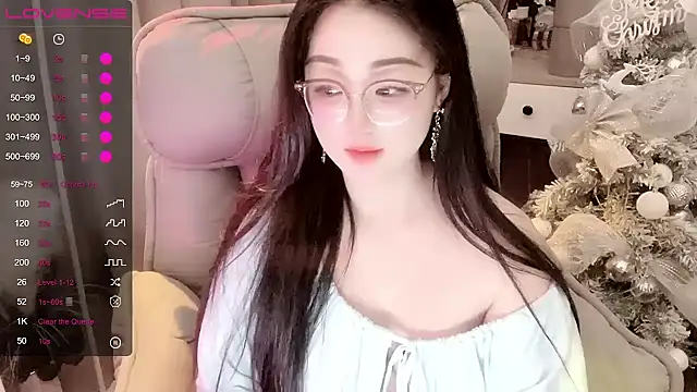 Monica-666888- Show Webcam