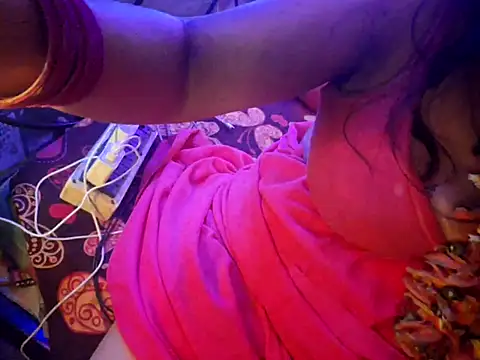 Chat XXX en directo de Maaya66