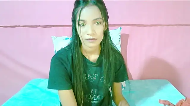 1SweetIndian's Live XXX Chat