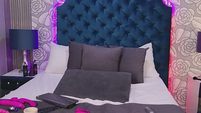 AntonellaEscudero's Webcam Show