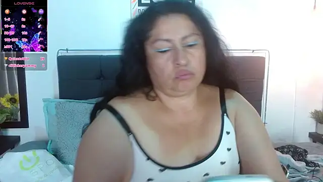 Chat +18 de Keyla01_ ao vivo