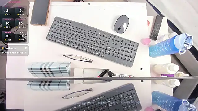 escarleth__'s Live XXX Chat