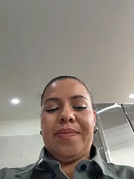 دردشة Ariana-07 الجنسية المباشرة