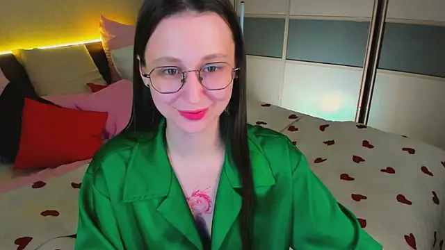 YourLovellyStory Webcamshow