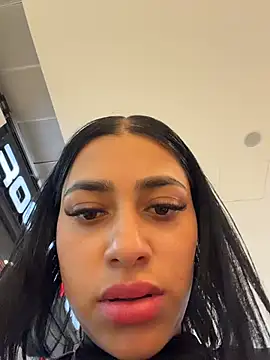 Živý XXX chat AlannaEvons