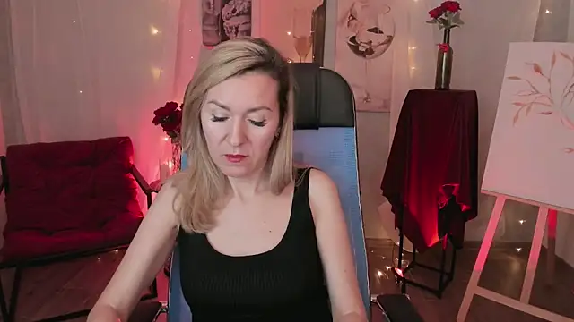 دردشة DonnaSmitth الجنسية المباشرة