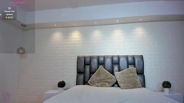 VenusCooper 即時 XXX 聊天