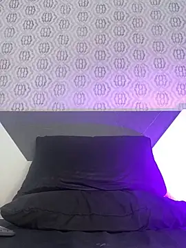 Mia_rivers__'s Webcam Show